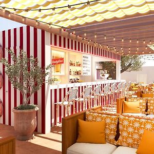 Rockypop Marseille Hotel
